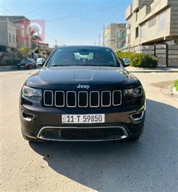 جیپ گراند شیرۆکی